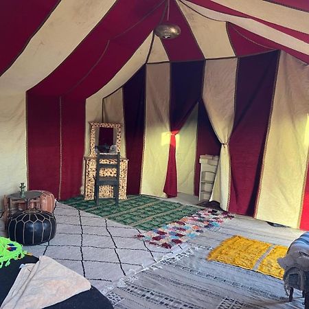 Hotel Tuareg Luxury Camp à Merzouga Extérieur photo