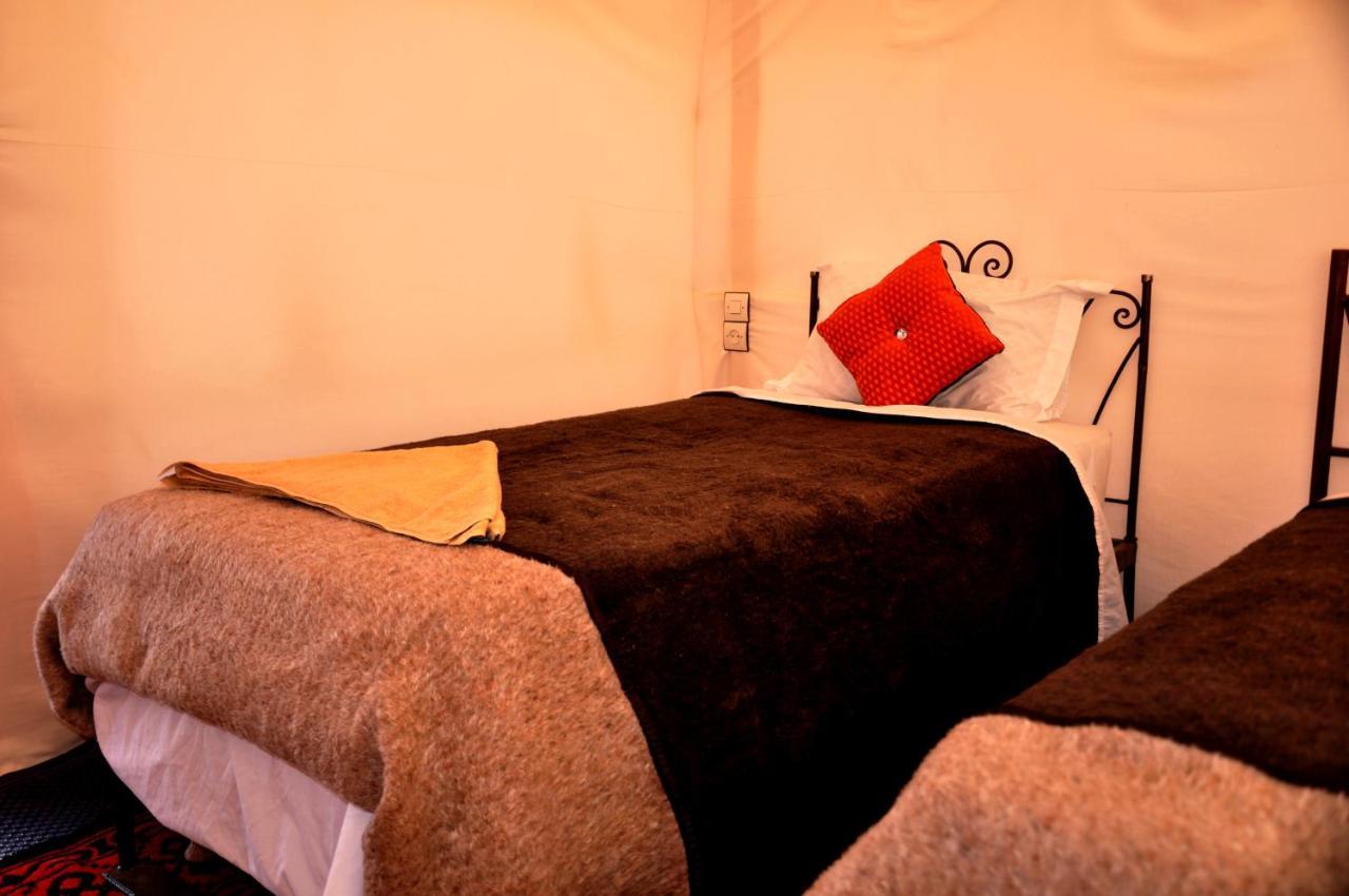 Hotel Tuareg Luxury Camp à Merzouga Extérieur photo